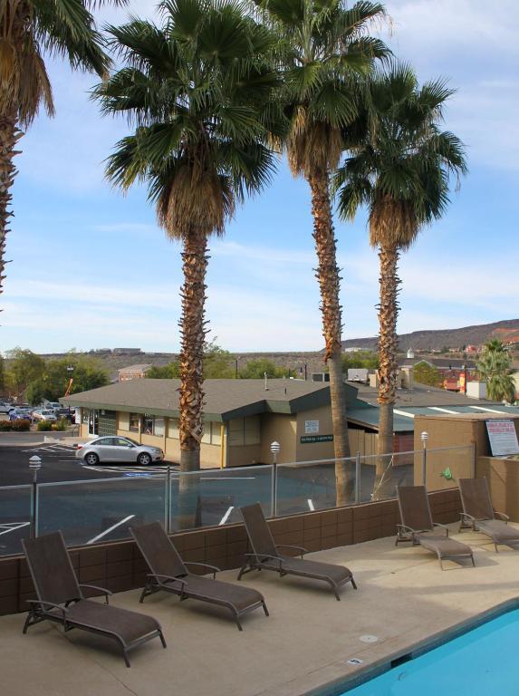 The Inn At St. George Bagian luar foto